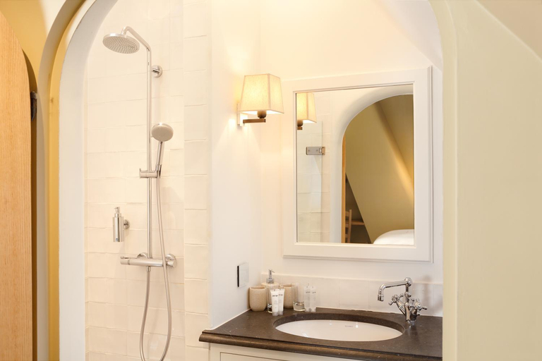 Bathroom 3, De Grote Wateringe, West-Vlaanderen