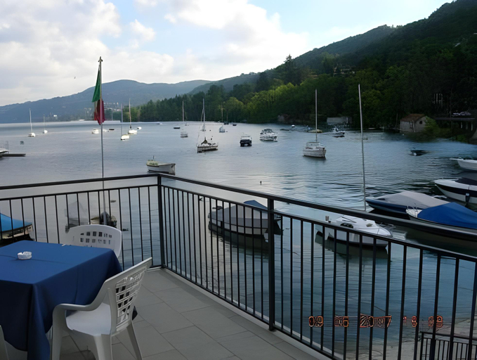 View 5, Hotel Capri, Novara
