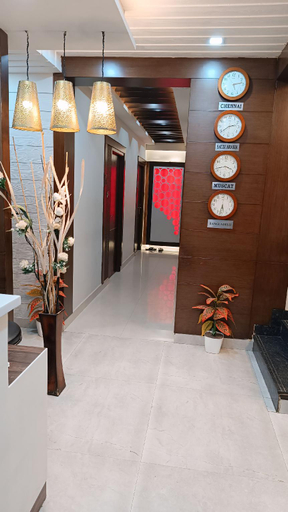 Others 4, SKY GATE, Chennai