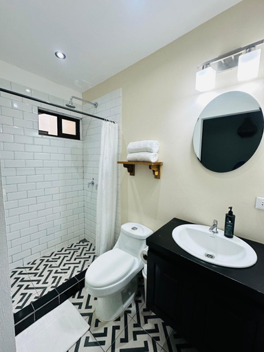 Bathroom 3, La Fortuna Lodge by Treebu Hotels, San Carlos