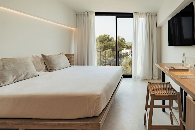 Bedroom 3, Bonito Ibiza by NCalma Hotels, Baleares