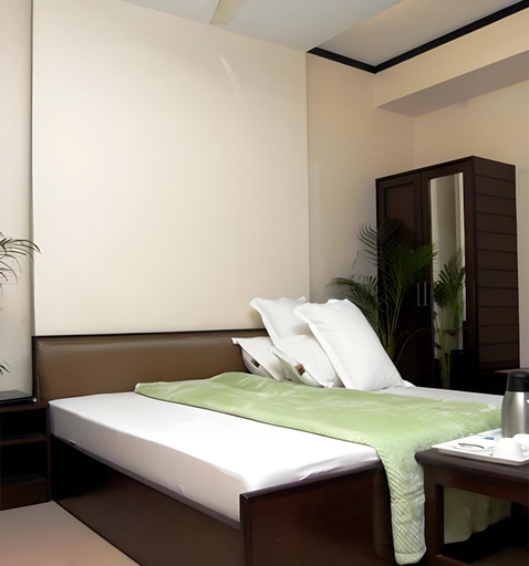 Bedroom 2, THE WIND CROSS HOTEL, Panchkula