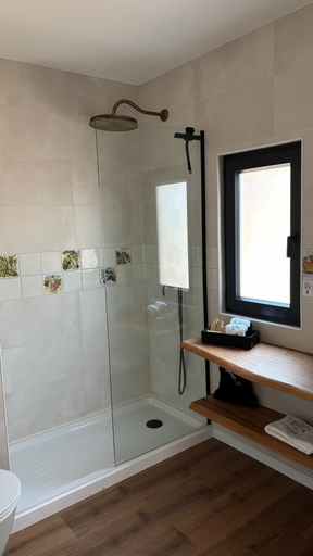 Bathroom 3, Refúgio da Quinta Nere Maitia, Santarém