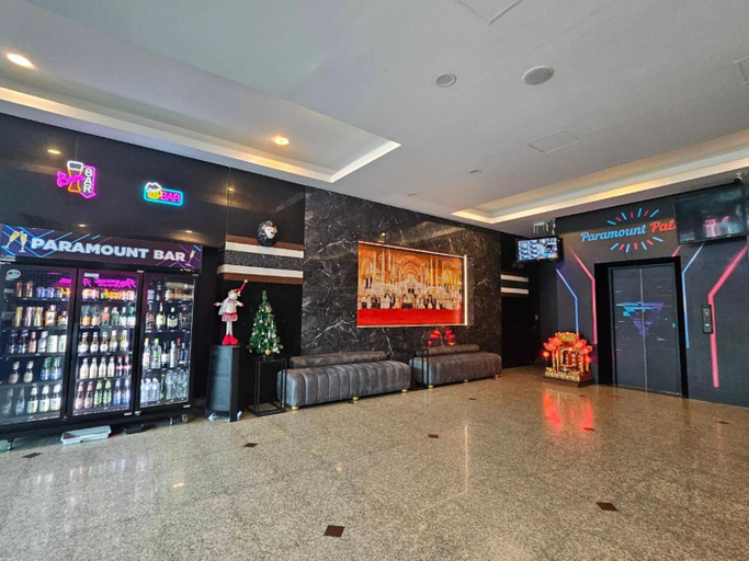 Public Area, Paramount Palace Hotel Dannok, Sadao