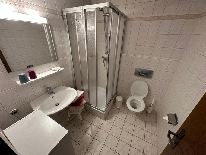 Bathroom 3, Hotel OLYMP Almenrausch Nahe Wasserschloss, Erzgebirgskreis