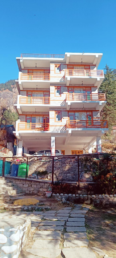 Others 4, Hotel Nayra, Kullu