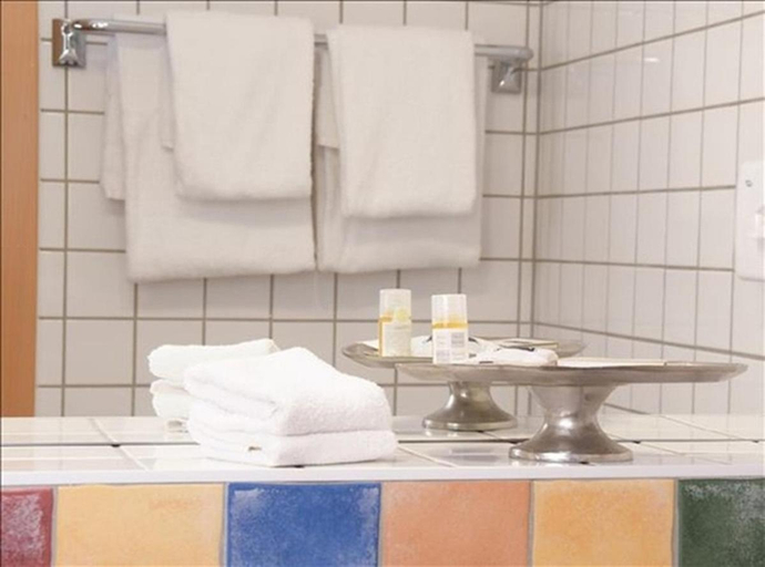 Bathroom, Hotel zur Post, Starnberg