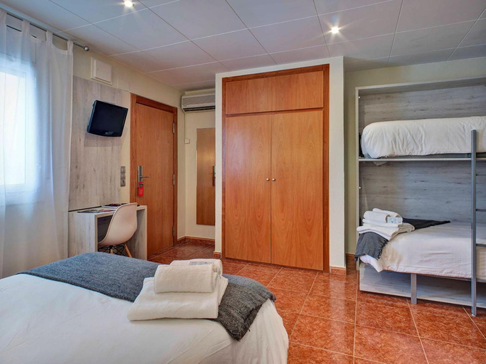 Bedroom 2, Hotel Los Angeles, Girona