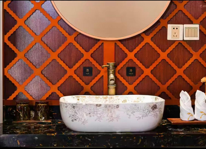 Bathroom, 阳朔梧桐嘉轩寻龙庭酒店 - 遇龙河夏棠码头店, Guilin