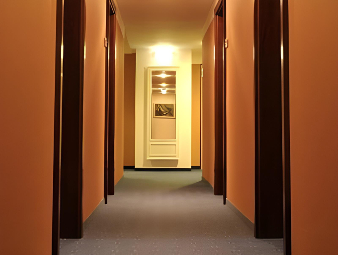 Others 2, Hotel Florianerhof, Linz Land