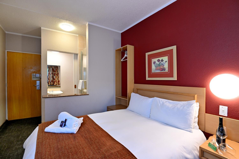 Bedroom 2, Road Lodge JNB Airport, Ekurhuleni