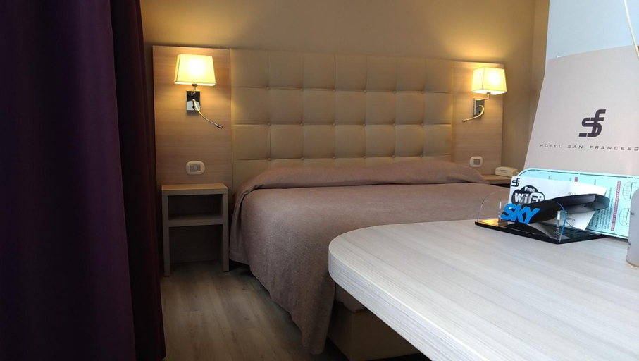 Bedroom 2, Hotel San Francesco, Novara