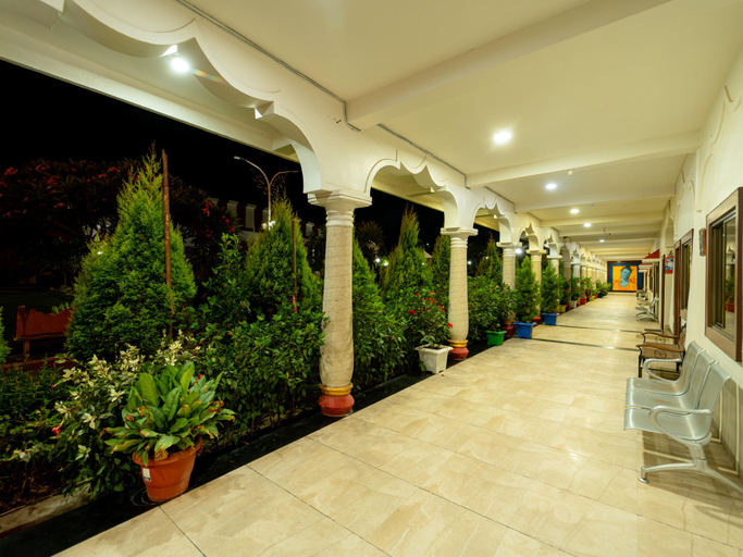 Public Area 3, Hotel Royal Palace - Sagar, Sagar