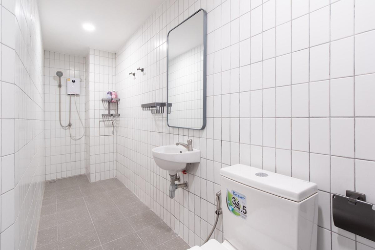 Bathroom 2, Wash House Chatuchak, Phaya Thai