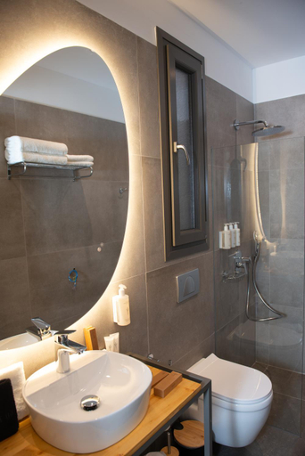 Bathroom 4, Evia, Attica