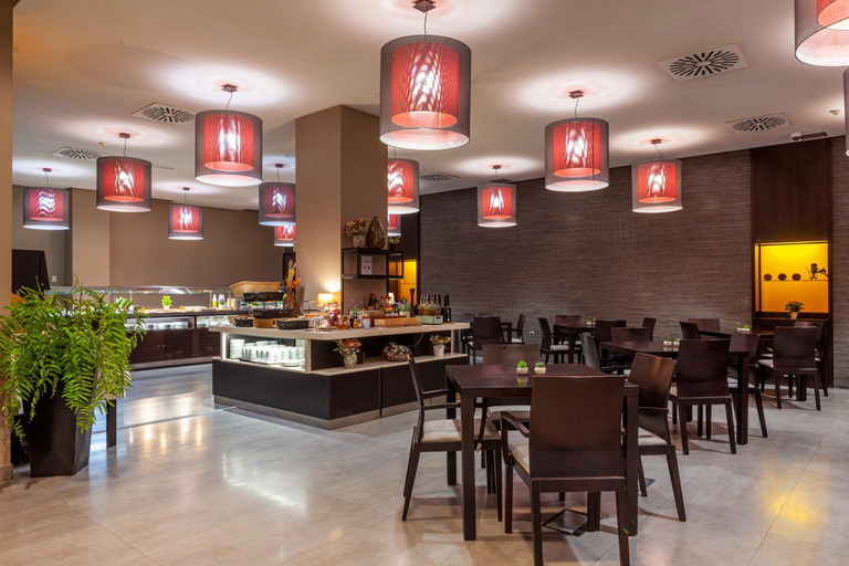 Food & Drinks 5, Hotel Macia Real De La Alhambra., Granada