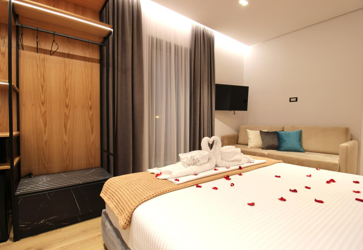 Bedroom 3, Ionian's Breeze Hotel, Sarandës