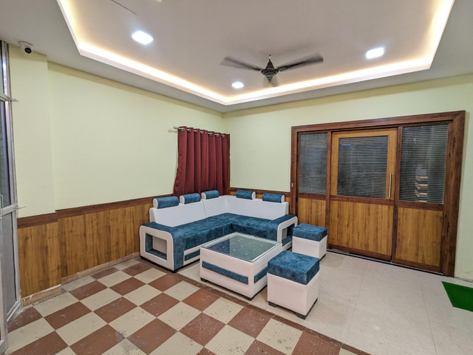 Public Area, Hotel TRS Inn, Ranchi