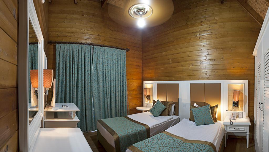 Bedroom 3, Long Beach Resort & Spa Deluxe - Ultra All Inclusive, Alanya