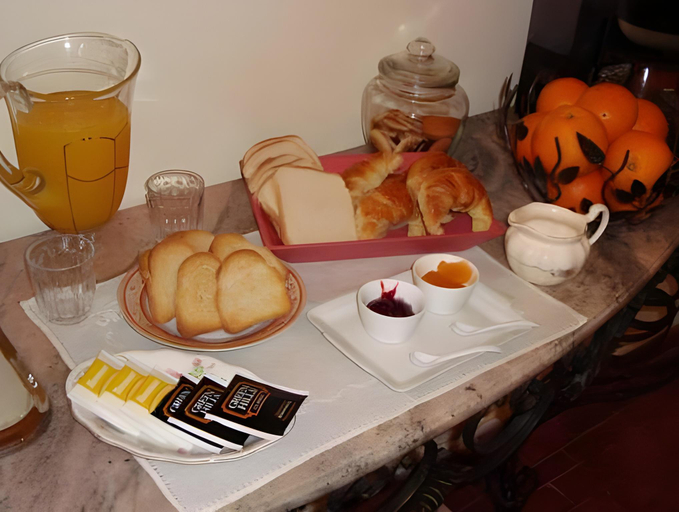 Food & Drinks 5, Voyage Recoleta Hostel, Distrito Federal
