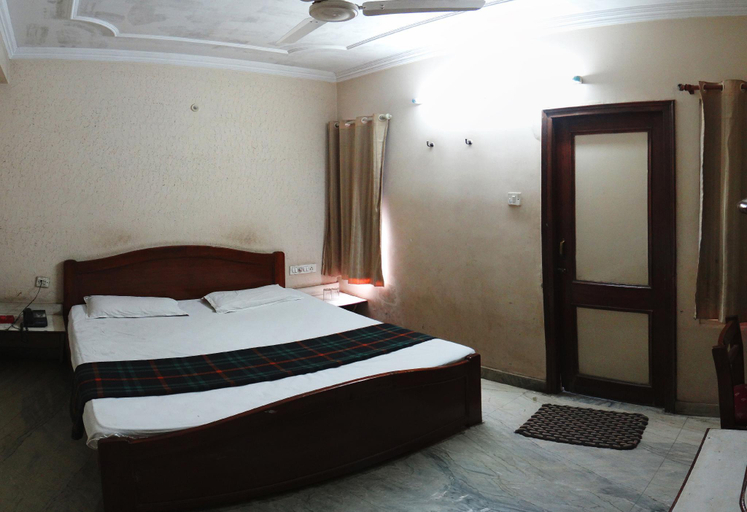Bedroom 4, Hotel Vishnu Villas, Bhopal