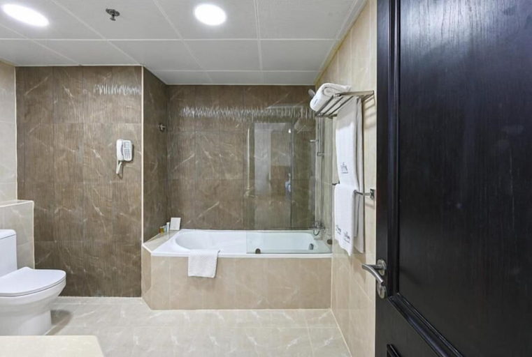 Bathroom 3, Saray Mushereib Hotel & Apartment Suites, Doha