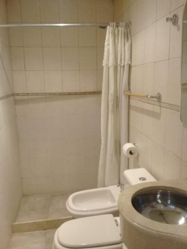 Bathroom 2, Hotel San Francisco, Capital