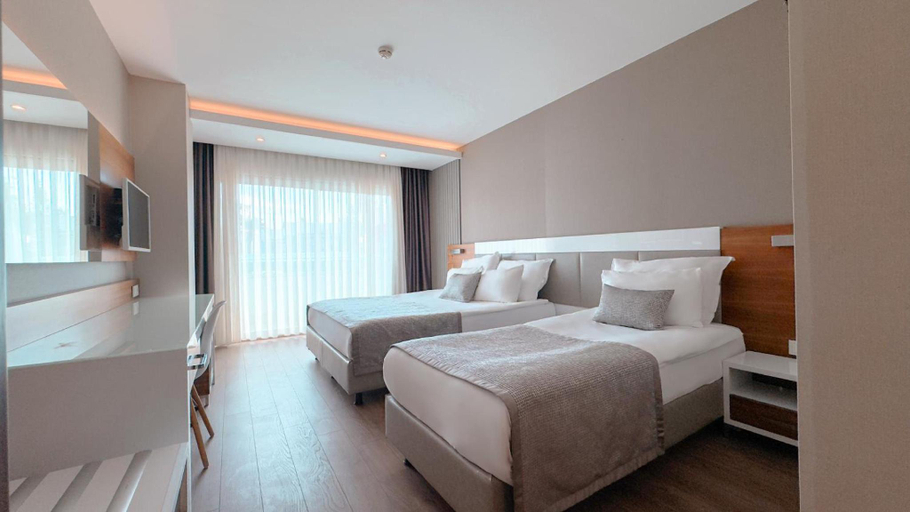 Bedroom 4, White City Resort Hotel, Alanya