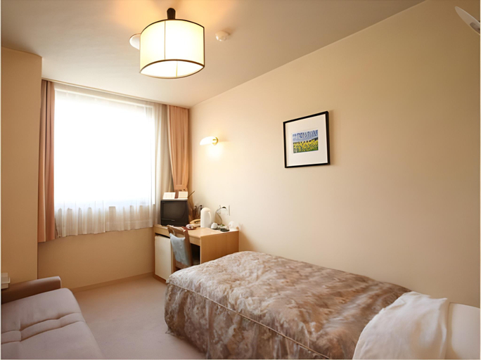 Bedroom 2, Nanbuya Kaisenkaku, Aomori