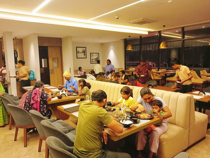 Food & Drinks, Aarya Mansion, Hassan