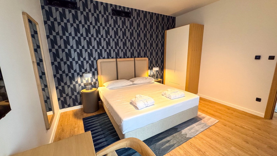 Bedroom 3, Qumi Porto Suites
