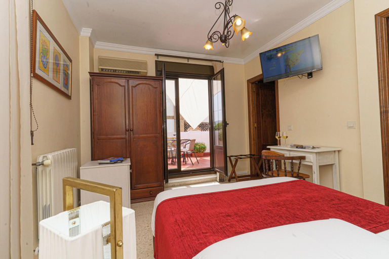 Bedroom 4, Colon, Málaga