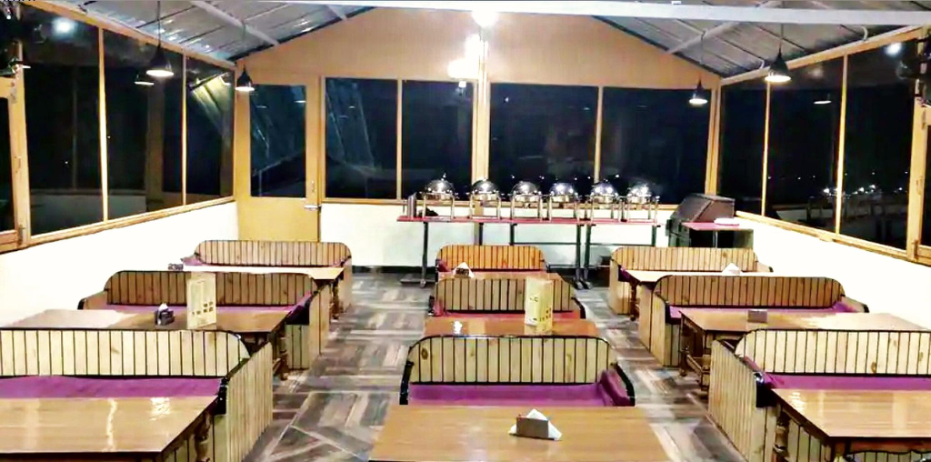 Food & Drinks, Arudhara Kuteer, Kullu