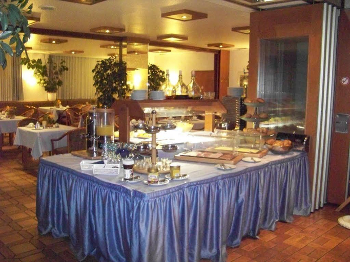 Others 4, Hotel Gruner Sand, Lippe