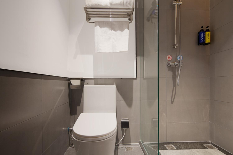 Bathroom 4, Mcsrh Hotel-Xi'an Xiaozhai, Xi'an