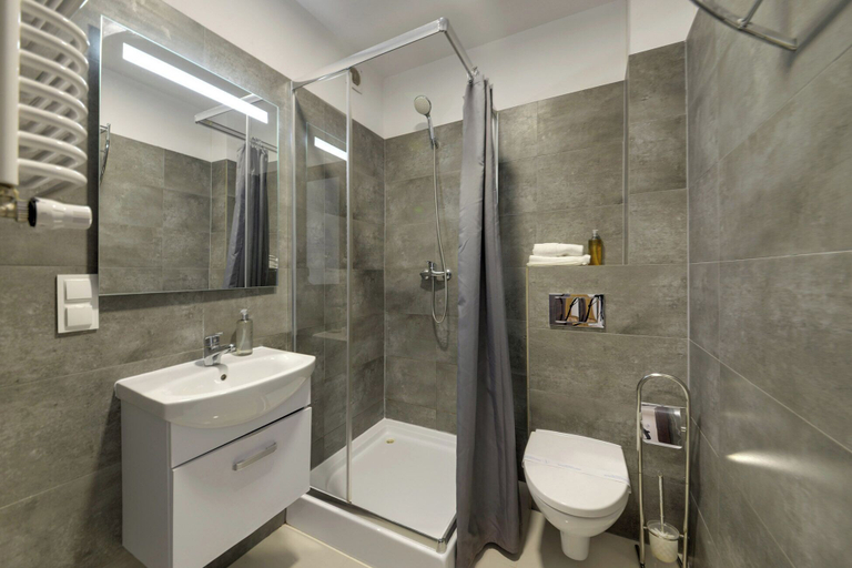 Bathroom, RentPlanet - Apartamenty Nadrzeczna, Jelenia Góra