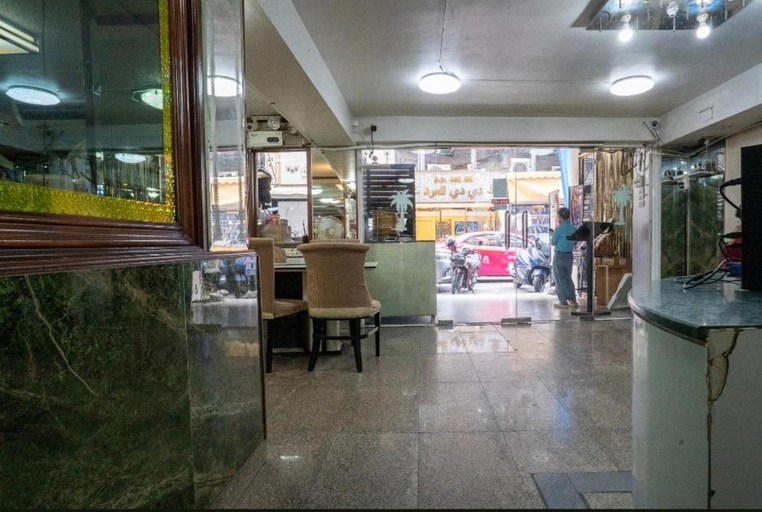 Public Area, IRAQI HOTEL, Wattana