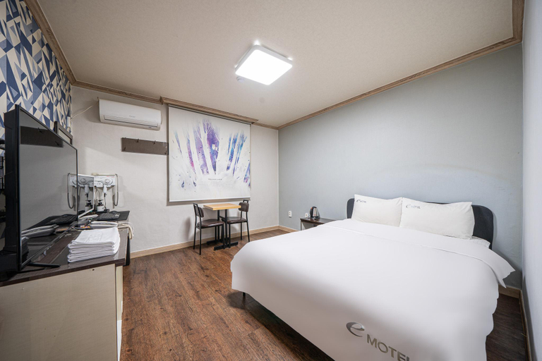 Bedroom 3, Suncheon Java Hotel, Suncheon