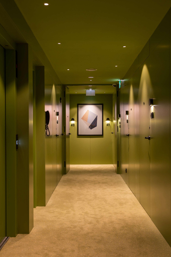 Public Area 4, Arts Hotel Porto, Tapestry Collection By Hilton, Porto