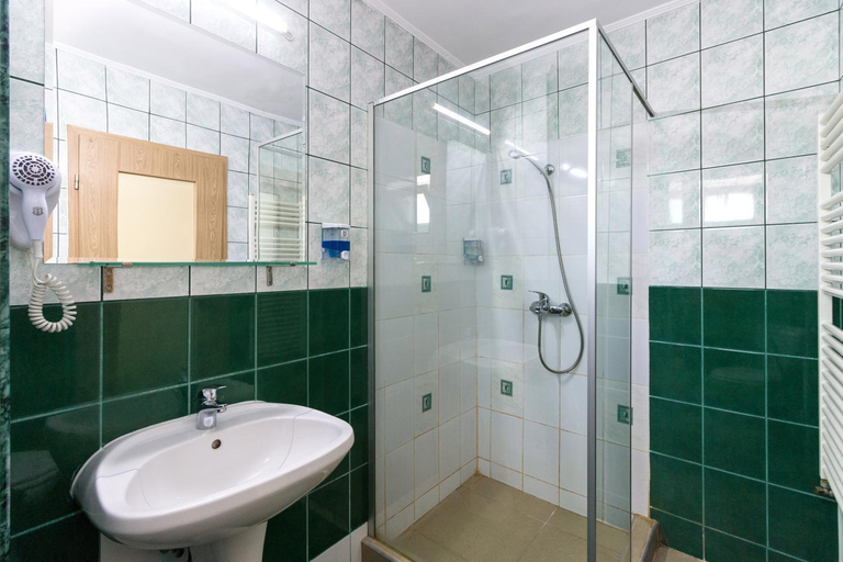 Bathroom 3, Pensiunea Kronstadt, Brasov