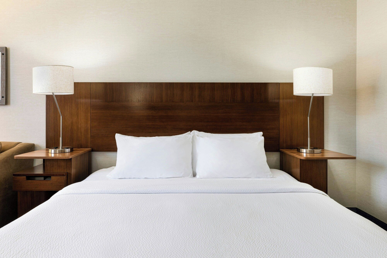 Bedroom 3, Fairfield Inn & Suites Wentzville, Saint Charles