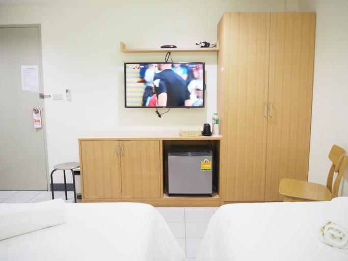 Bedroom 2, Nana Best Inn-Cozy Economy Room, Wattana