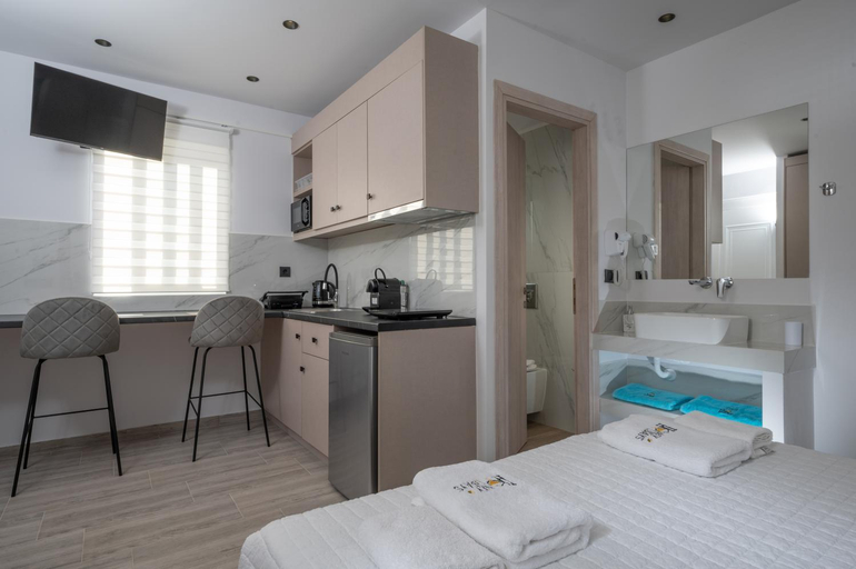 Bedroom 2, Honey Holiday Hotel, Crete