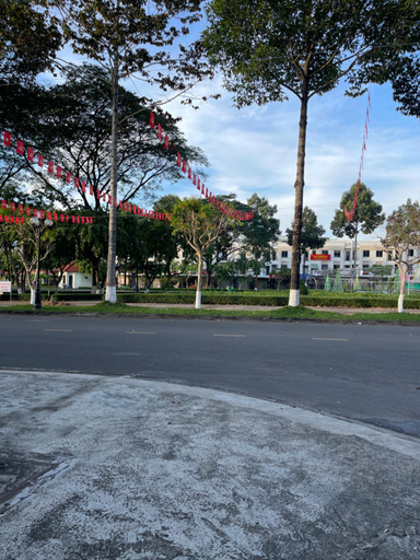 Others 3, The Sky Hotel, Thống Nhất