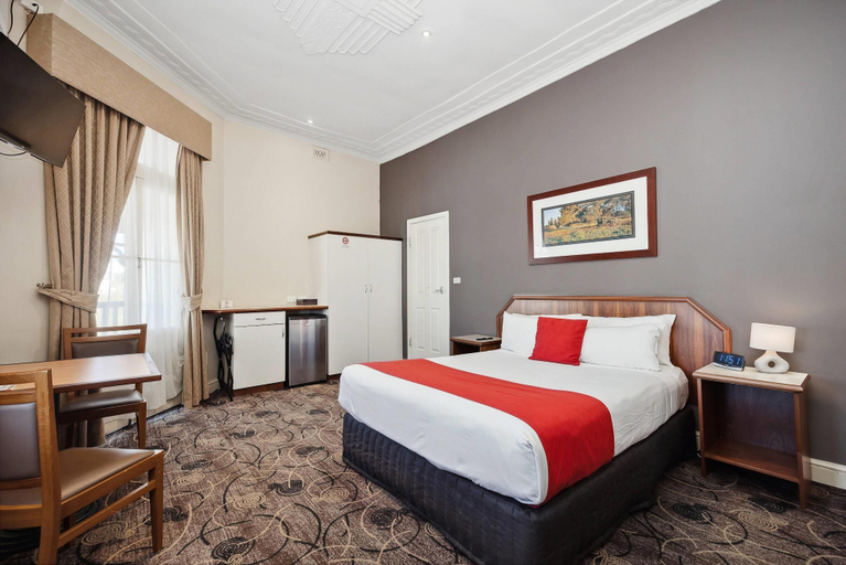 Bedroom 3, Quality Hotel Bayswater, Perth
