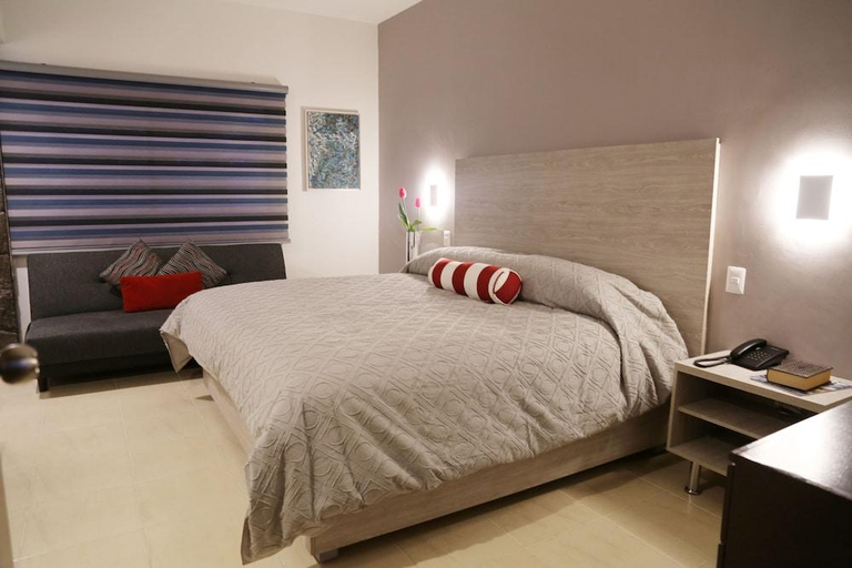 Bedroom 2, Casa Massima Hotel, León