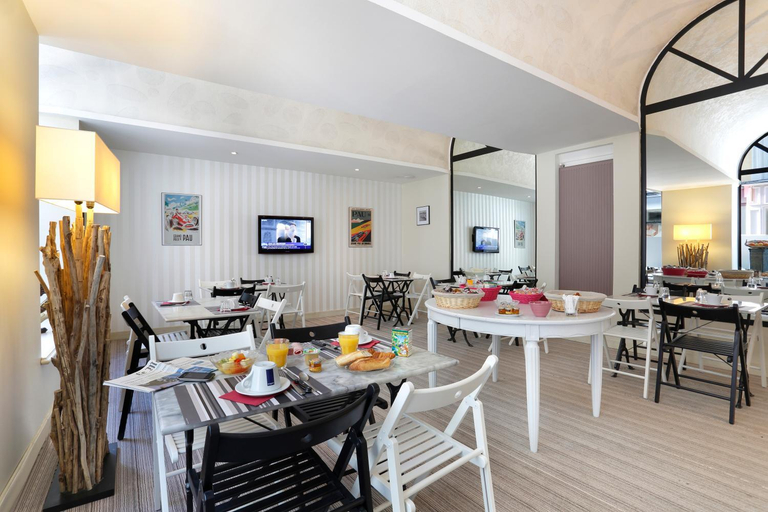 Food & Drinks 5, Hotel Le Roncevaux, Pyrénées-Atlantiques
