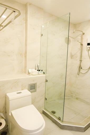 Bathroom 5, Siam Best Hotel, Ratchathewi
