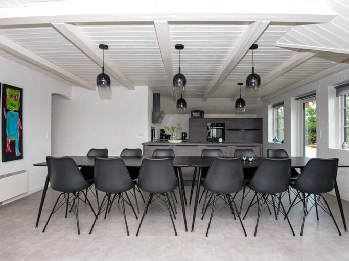 Food & Drinks 5, 12 Person Holiday Home in Henne, Varde