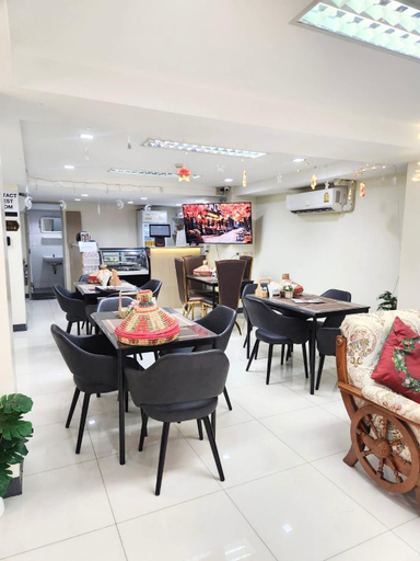 Food & Drinks, Nana Best Inn-Cozy Economy Room, Wattana